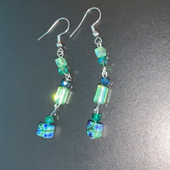 🦋2for$25Beautiful Crystals earring 🦋NWOT - Picture 8 of 11